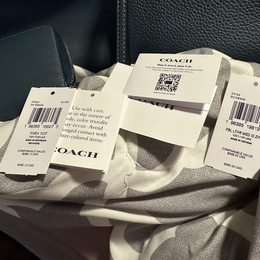 Authentic Coach Leather Tote Bag